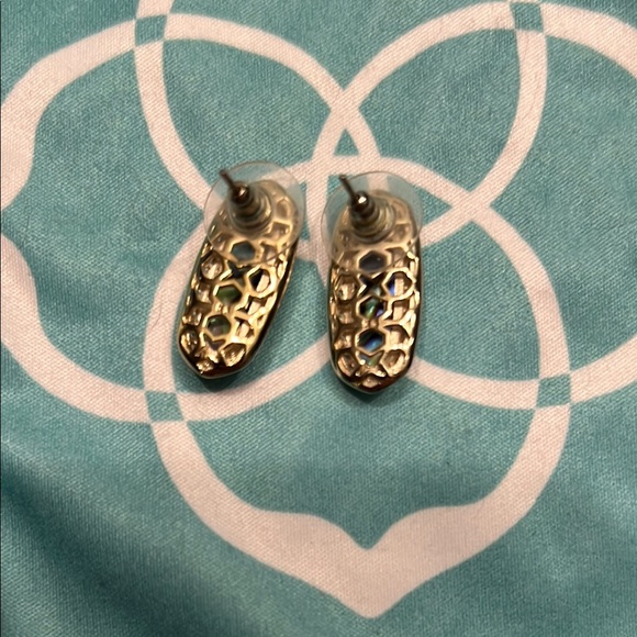 Kendra Scott Abalone Shell Earrings - Picture 4 of 6